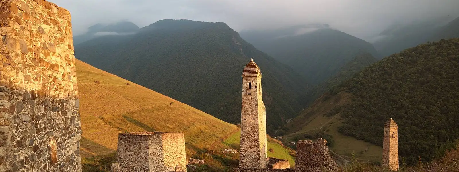 Erzi, Ingushetia, Towers at sunset.jpg
